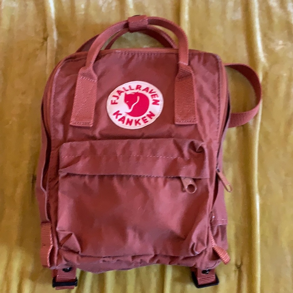 Fjallraven Kånken Mini Backpack